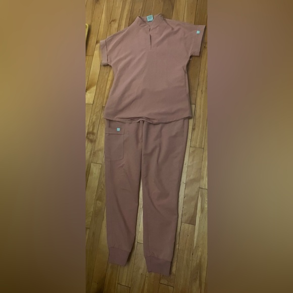 Set pants XS and top XXS - Picture 3 of 7